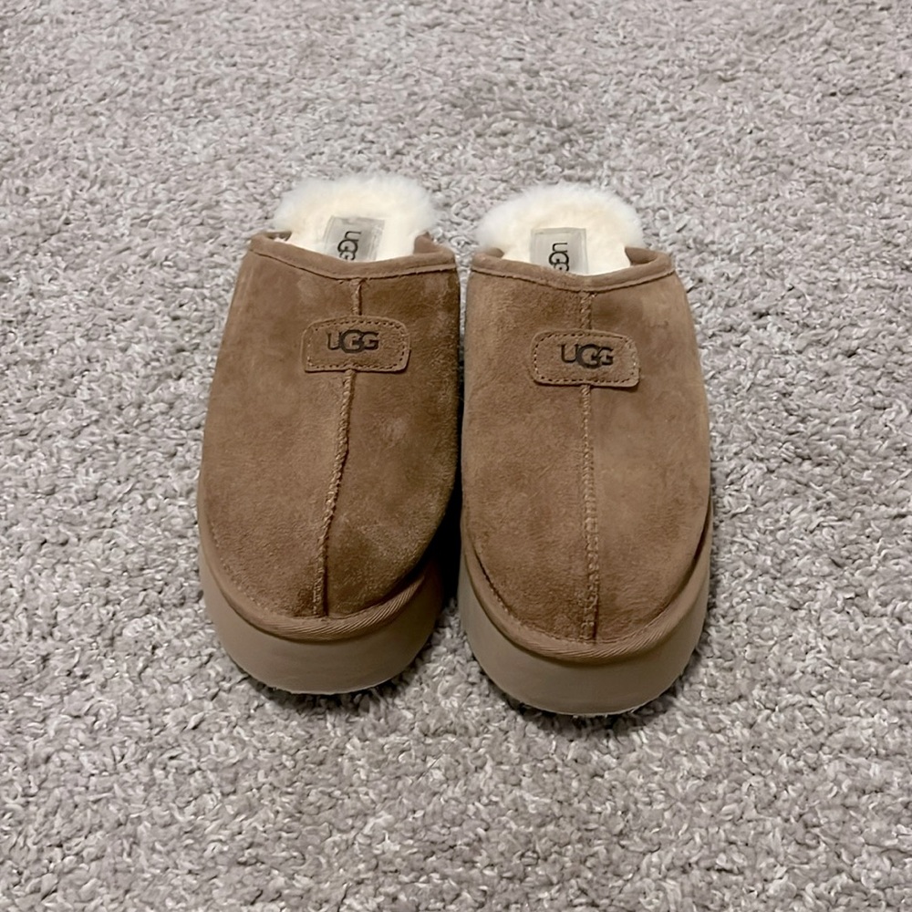 UGG Platform Slipper